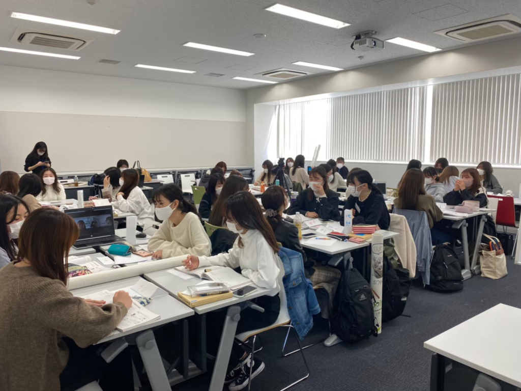 21年度1年基礎ゼミ 講義第10回 最終回 のテーマは ふりかえり 学んだことを今後に生かす １b 昭和女子大学 グローバルビジネス学部 ビジネスデザイン学科